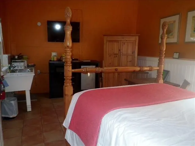 St. John Inn Cruz Bay