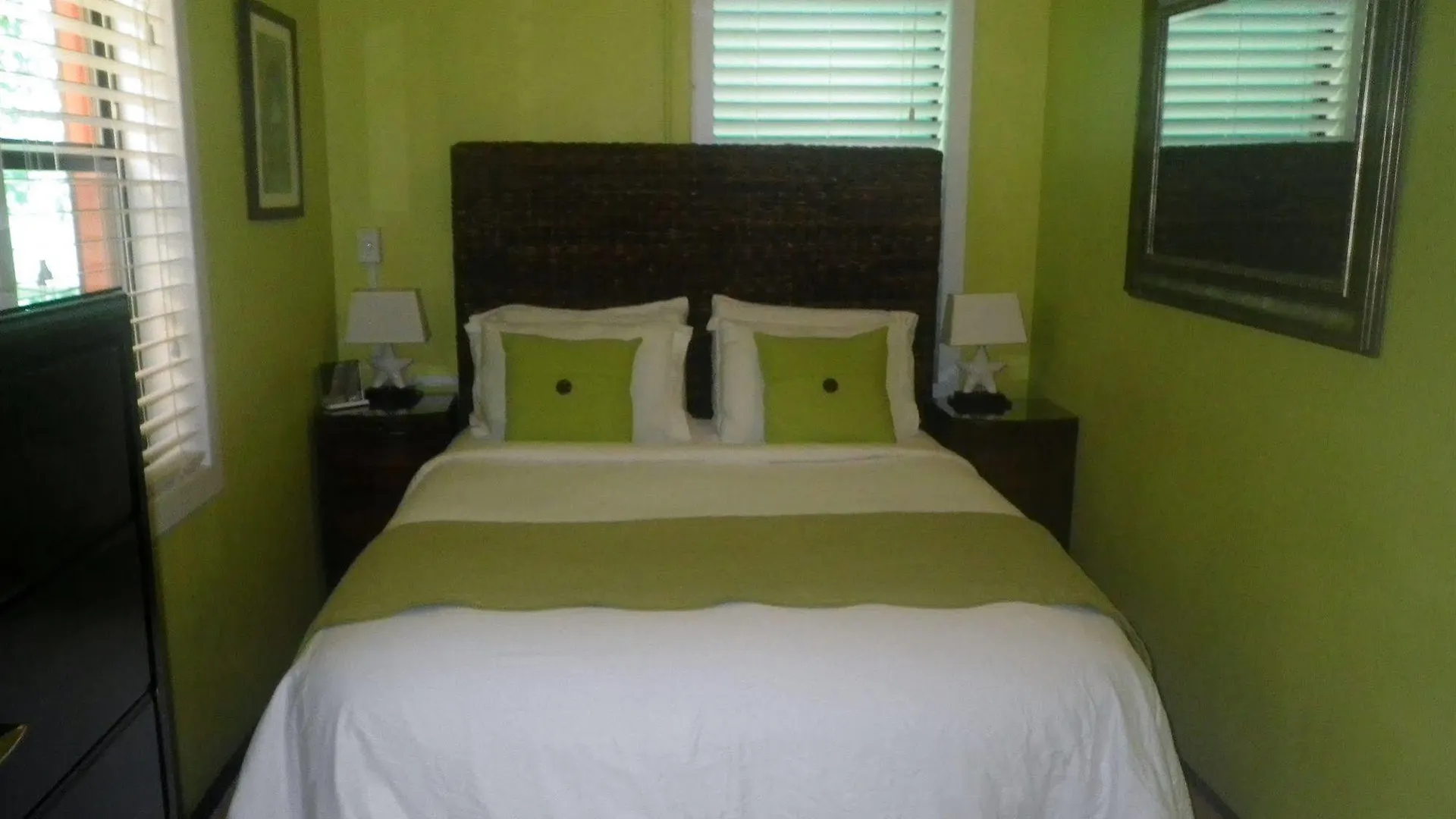 St. John Inn Cruz Bay